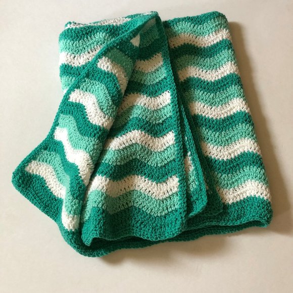 Crochet Baby Blanket, crochet blanket for kids, Handmade Baby Throw, Wrap - Picture 2 of 11